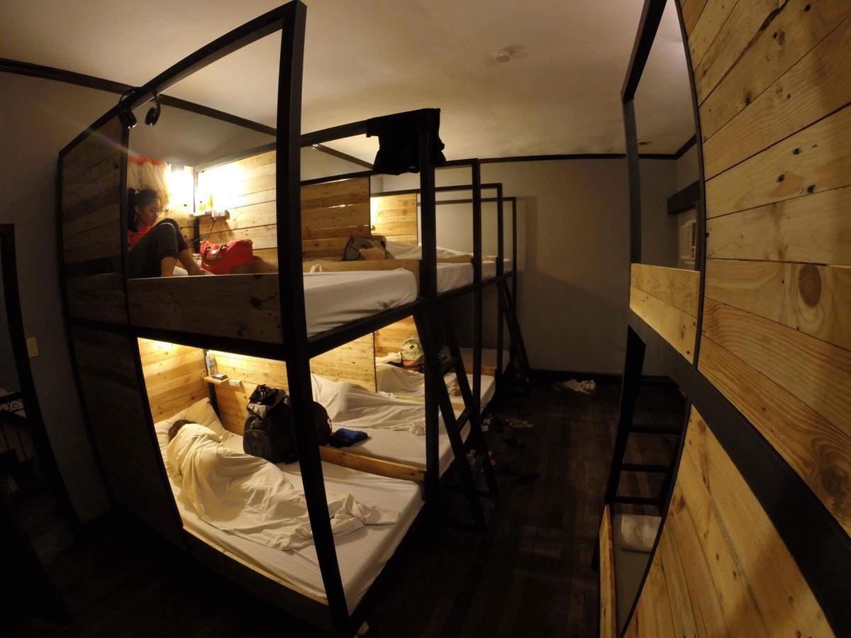 Hostel Seven Cebu Екстер'єр фото