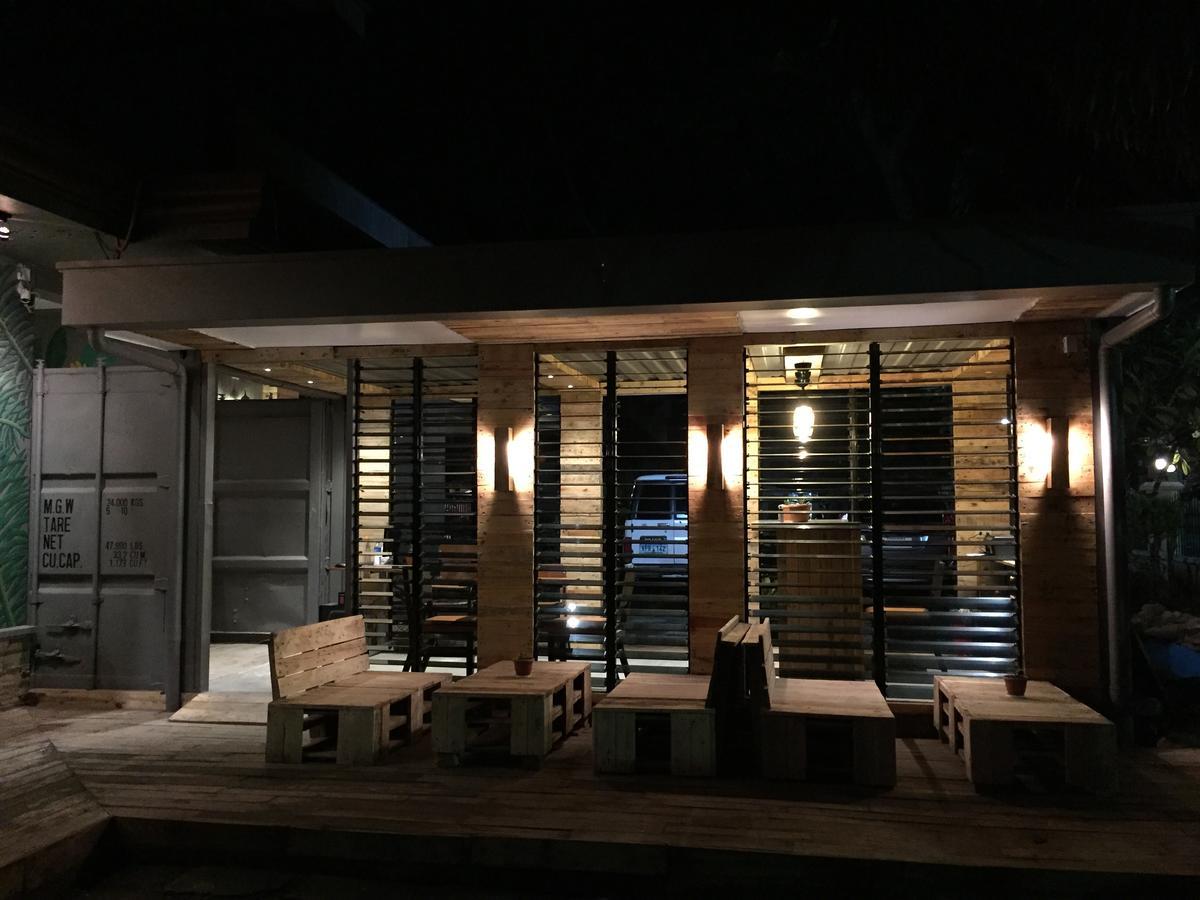 Hostel Seven Cebu Екстер'єр фото